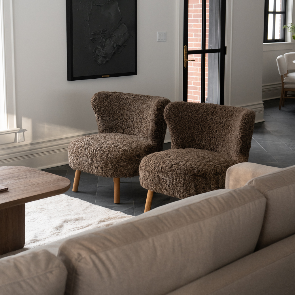 Wool Sheepskin Lounge Chair in Deep Taupe - Solid Oak Legs