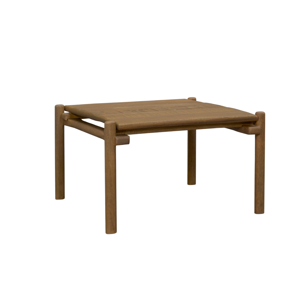 Square Oak Coffee Table in Natural Finish - Visible Grain, Minimalist Design