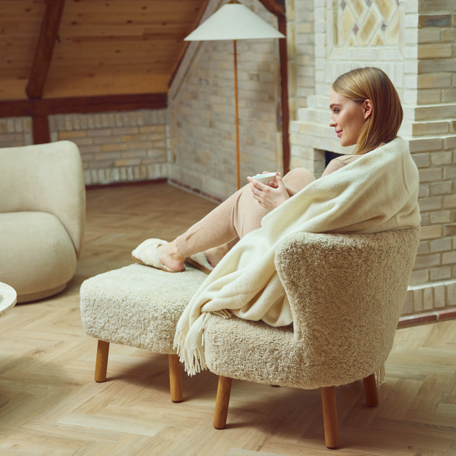 Wool Sheepskin Ottoman in Pearl - Solid Oak Legs